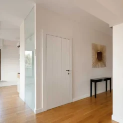 Outlet Austria Binnendeur - Liniedør - Lodret - Hoogwaardig afgelakt