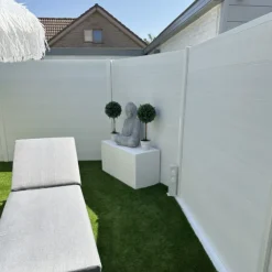 New C-Wood Zelfbouw schutting composiet Modular wit - wit alu accessoires (180 x 200 cm)