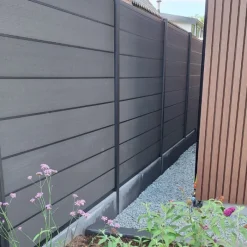 Discount C-Wood Zelfbouw schutting composiet Modular antraciet - zwart alu accessoires (180 x 200 cm)