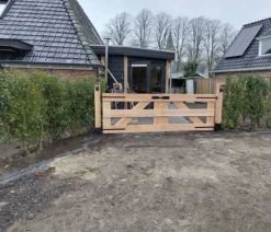 Online Elephant Dubbele poort Douglas incl. zwart beslag (300 x 100 cm) dikte 4,5 cm