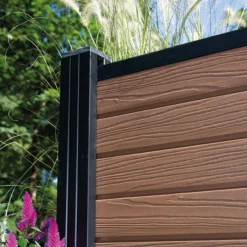 New Elephant Zelfbouw schutting composiet Modular Rhombus Ipé met zwart alu accessoires (180 x 180 cm)