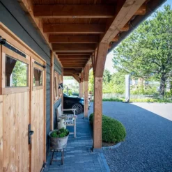 Best TrendHout Kapschuur De Hofstee XXL - 6 meter diep