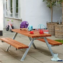 Outlet Plus Danmark Kinderpicknicktafel vuren gegrond teak - Alpha 118 x 177 x 57 cm