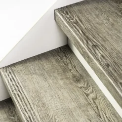 New Stepwood Overzettrede met neus - SPC - Verweerd Eiken