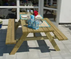 New Plus Danmark Picknicktafel vuren geimpregneerd - Opklapbare zitting - 155 x 177 x 71 cm