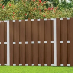 Best Elephant Schutting composiet Design donkerbruin met blank aluminium frame (180 x 180 cm)