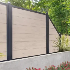 Elephant Schutting composiet Forte betongrijs met antraciet aluminium kader (180 x 180 cm)