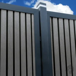 Discount Elephant Schutting composiet Stripes antraciet met antraciet kader (180 x 180 cm)