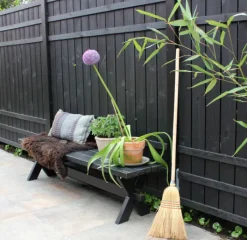 Plus Danmark Schutting vuren - Rustik recht zwart (180 x 180 cm) ruw