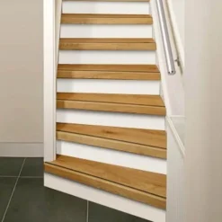 Best Stepwood Overzettreden met neus (2 stuks) - Eikenhout 3 mm toplaag Natuur - Incl. antislipstrip - 140 x 60 cm