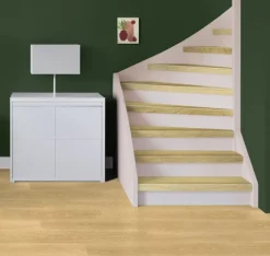 Hot Stepwood Traprenovatie set - 1 kwart draai - 13 treden SPC toplaag Licht eiken incl. witte stootborden