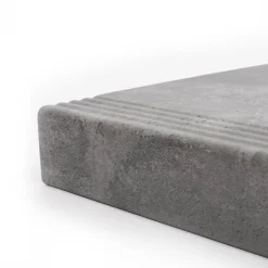 Stepwood Traprenovatie set - 1 kwart draai - 12 treden SPC toplaag Beton grijs incl. stootborden