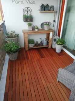 Best Smaragd Terrastegel hardhout Bankirai 100 x 100 cm (24 mm) ribbel