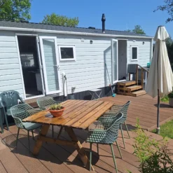 Sale DuoWood Vlonderplank composiet 2,5 x 25 cm - XWB Bicolor Douala vlak en grove ribbel