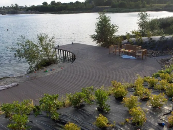 Clearance C-Wood Vlonderplank composiet 2,1 x 14 cm donker bruin grove ribbel en vlak