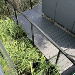 Discount C-Wood Vlonderplank composiet 2,1 x 14 cm grey grove ribbel en vlak